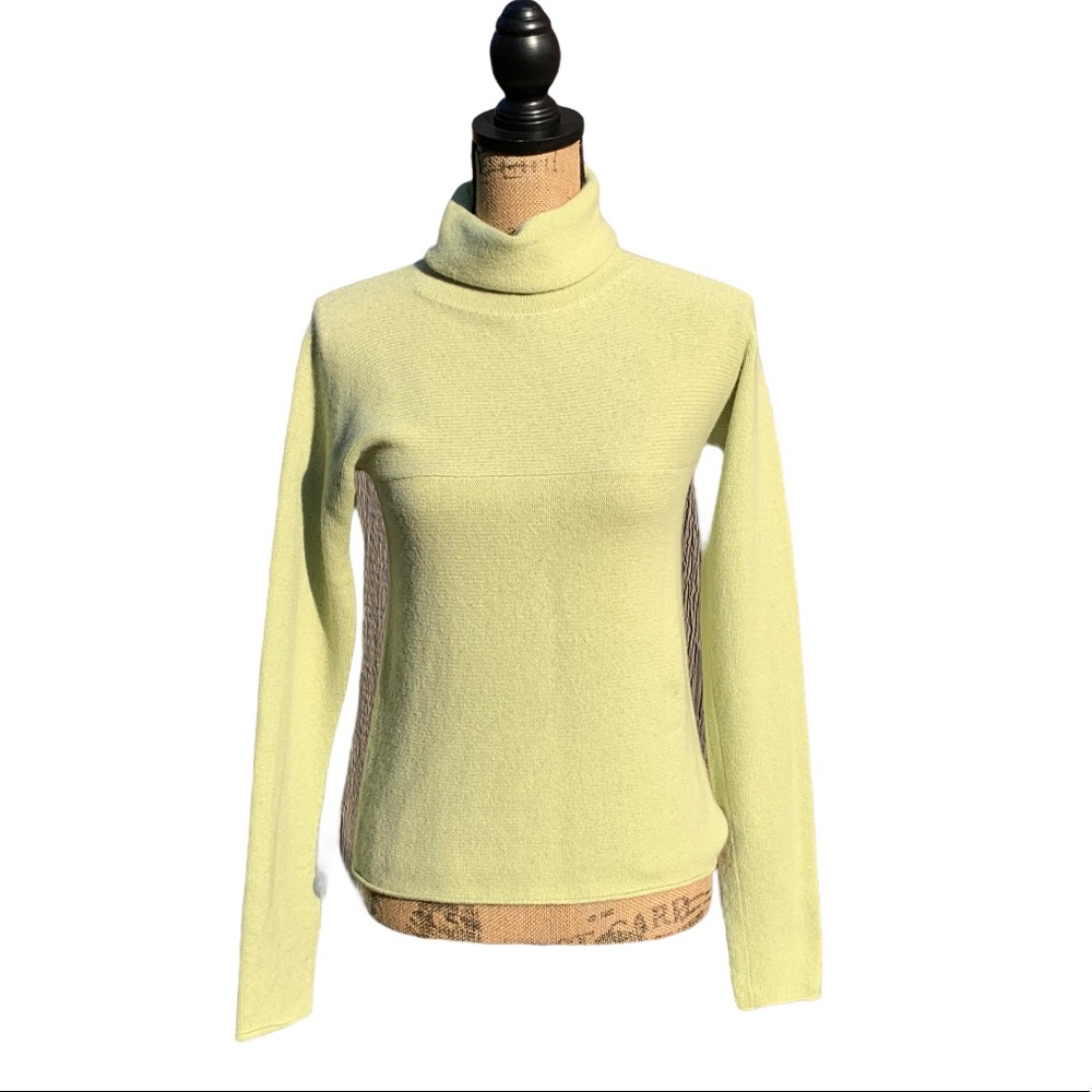 Neiman Marcus Cashmere Sweater